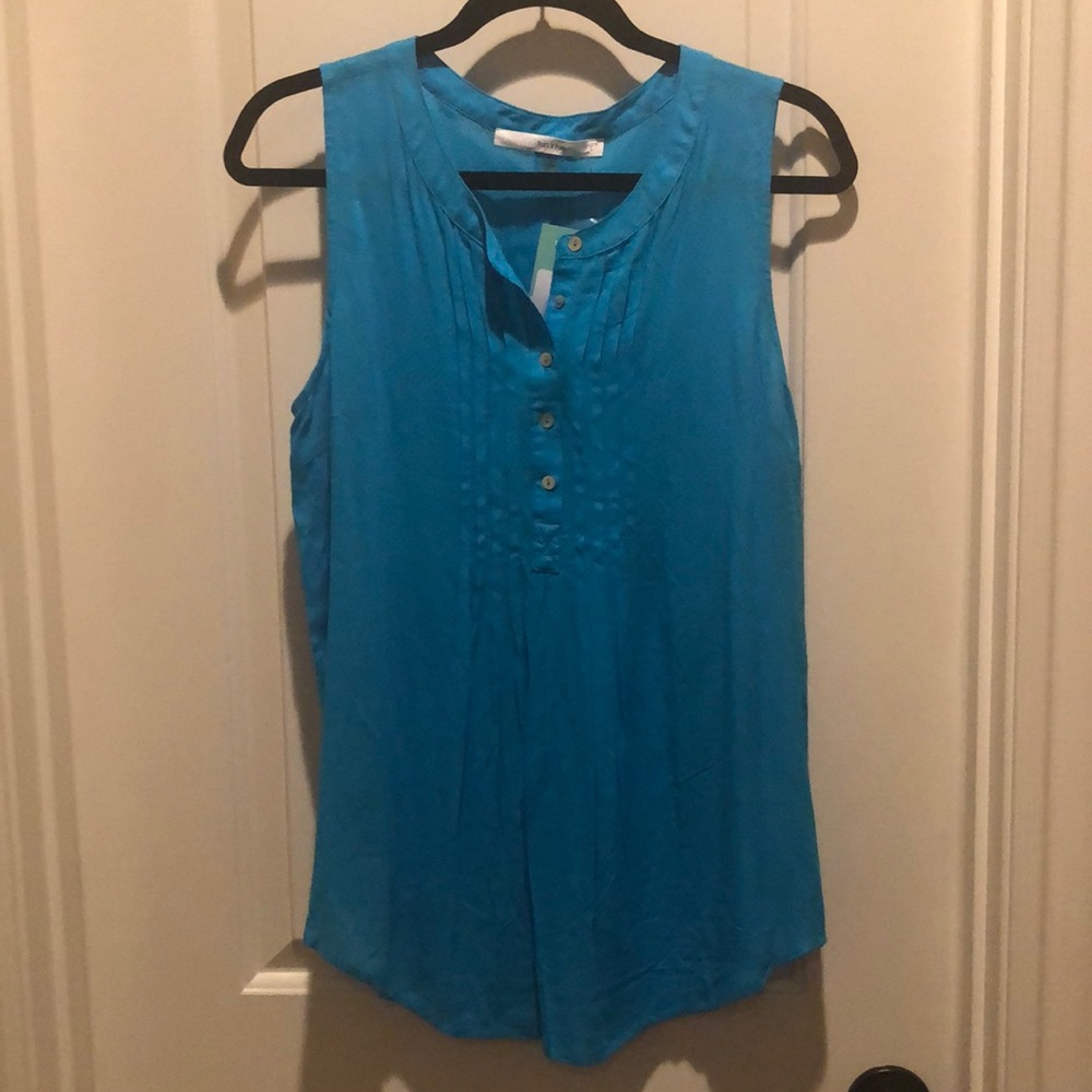 Light weight summer top